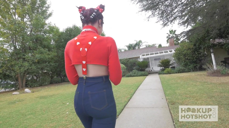 Hookup Hotshot: La pequeña pelirroja Chloe Carter se encuentra con un chico...
