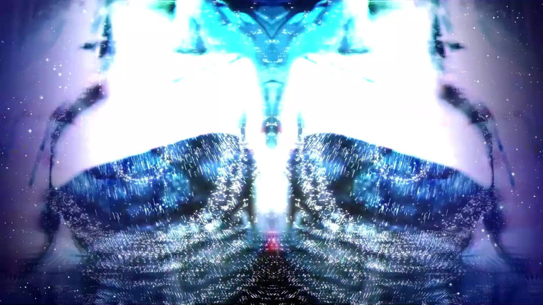 Goddess Misha Goldy: ASMR envoûtant ! Je vais ramper dans ton cerveau et m'y...