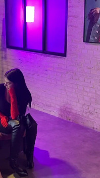 Sahne Arkası: Kafeste Tait, Strapon Metresi Tarafından Sertleşiyor - BDSM - Fransız Pegging