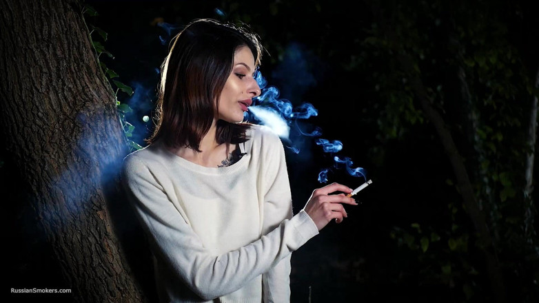 Russian Smokers: Sexy Russian Babe Smoking Cigarette Outdoor Scene