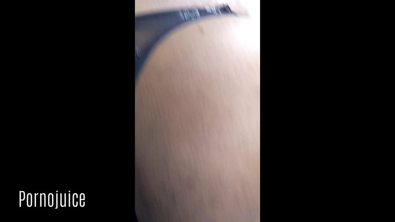 PornoJuice: Stříkám do tvé šťavnaté africké kundičky na Halloween
