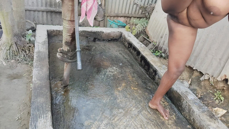 Sexydeb: Bhabhi Ki Chudai Karte Samay Peshab Laga