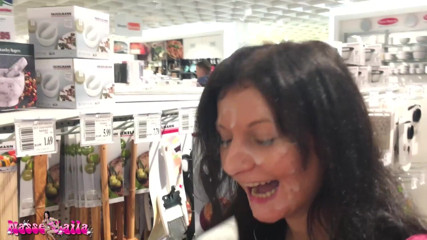 Laila Banx: Ošukaná v obchodě s nábytkem - extrémní cumwalk