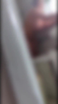 Přistihl mě při masturbaci ve sprše