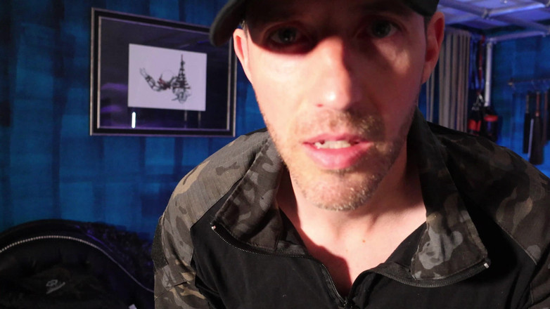 TomBakerBDSM: POV Tom Baker - Ta bite est dégoûtante (4k)