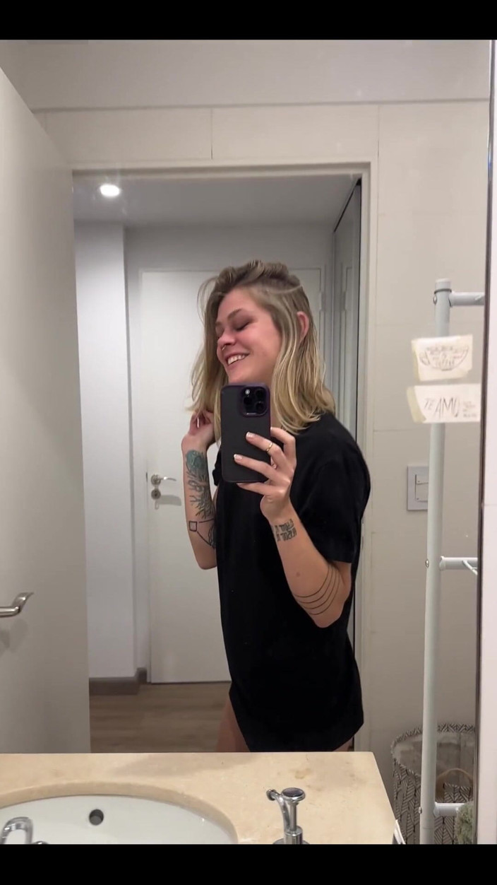 Sammm Next Door: Ensam hemma