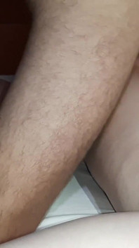 Cameltoe seksi ibu tiriku dan venus mound