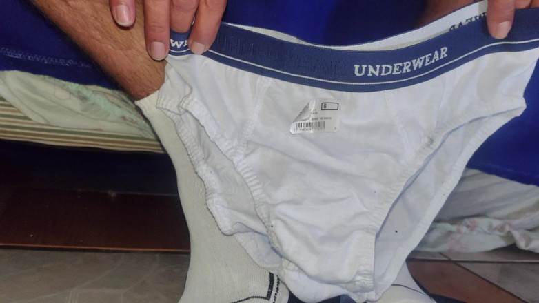 Stink HairyMale: Calcetines blancos y ropa interior
