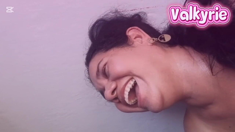 Valkyrieandluigy: 胸の妻のディープスロート