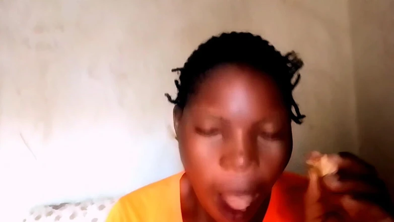 African Auntie Desi