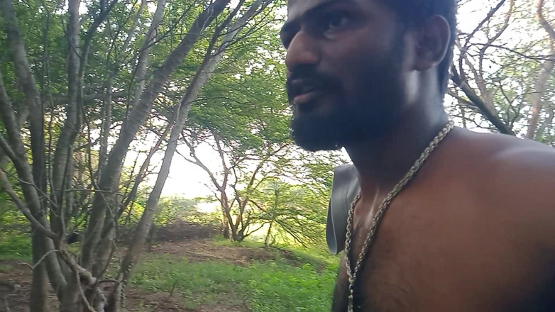 KUMBHA MANOJ KUMAR: Xhard - Primeira Viagem Estrangeira para Amigos na Índia