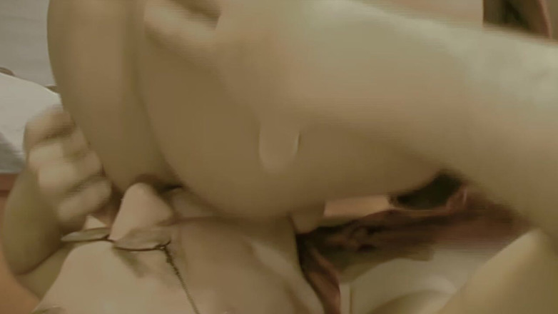 TGIRL ROOM: Леденец В Заднице Транссексуала Перед Тем, Как Трахнуть Его В Задницу И Получить Секс В Задницу