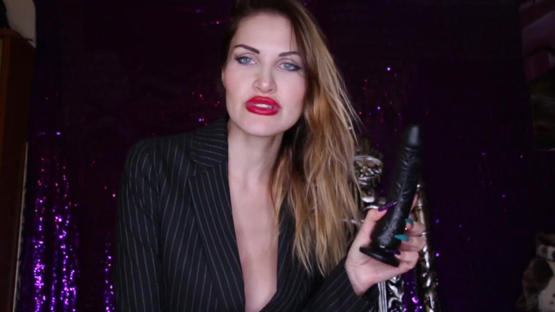 Lady Mesmeratrix Official: Sexy brunette gives a jerking instructions on the dildo toy