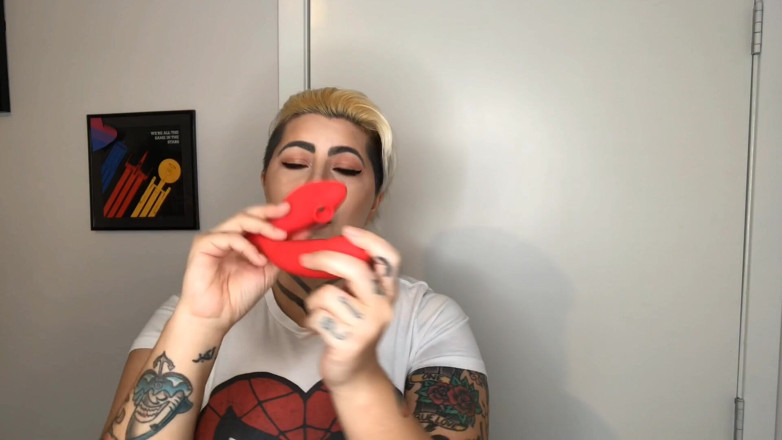 Mei After Dark: Cksohot Kutu Açma