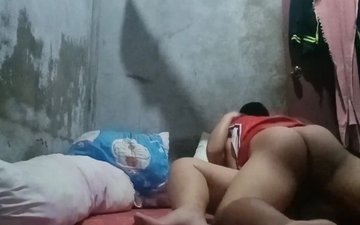 Chubbyme Pinay: 私たちの州のアジアのぽっちゃりしたおばさんへのハードセックスアフターパーティー