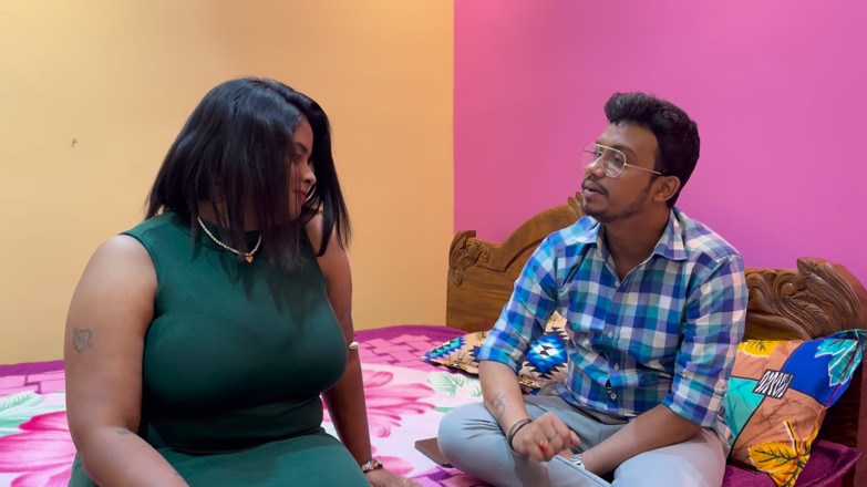 MrsEntertainer: Desi Couple Sex