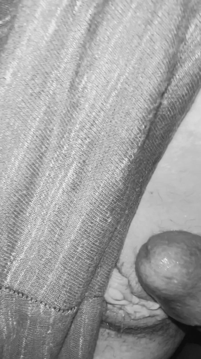 Iiwiii11BBC4trans: 在树林里采取鸡巴