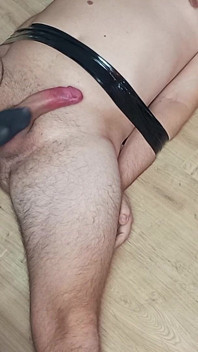 Punčocháče footjob, mučení koulí a zničený orgasmus!