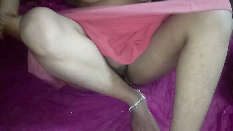 Ms Sunita: La mia figa ha molto fame