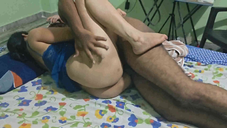 Sexy sindu: Sexy Wife Taking Ride on Boyfriend