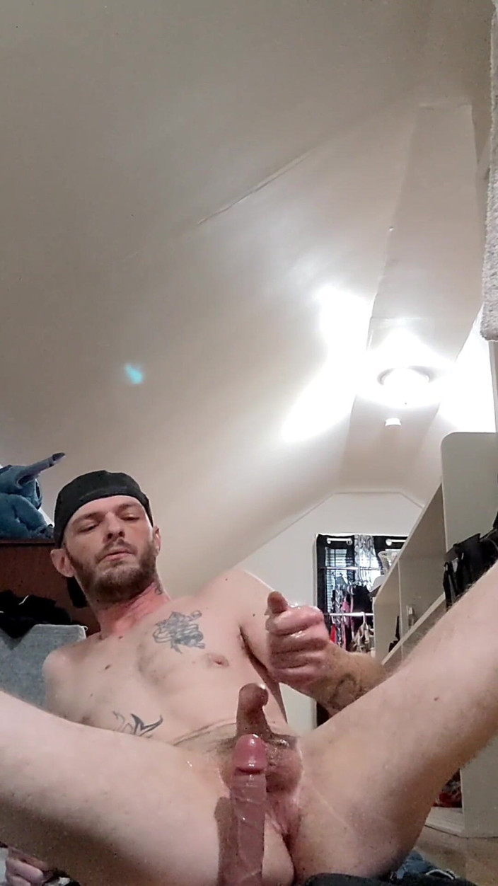 Codi Bonez: Codi Bonez 乗馬コック POV モバイル ゲイ ポルノ