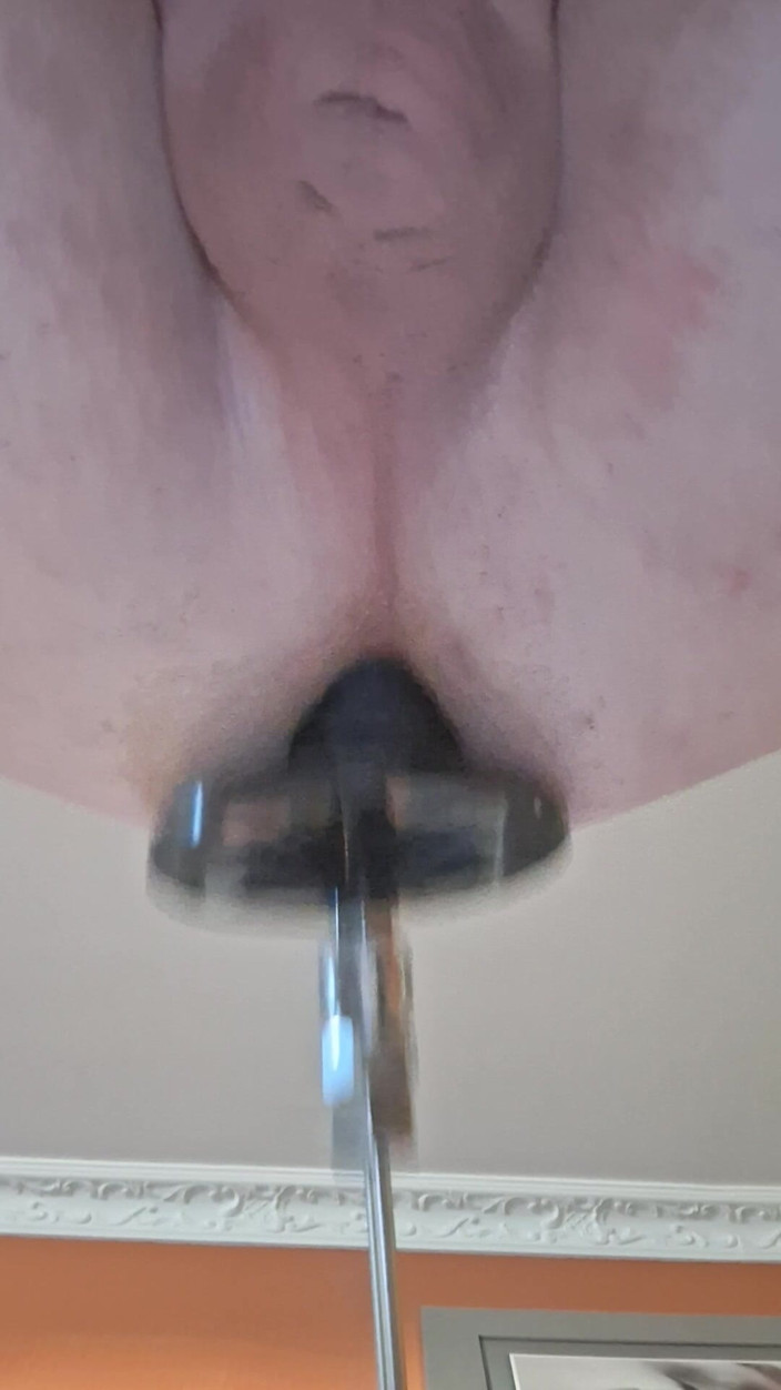 sadiacrossdresser: Stroj