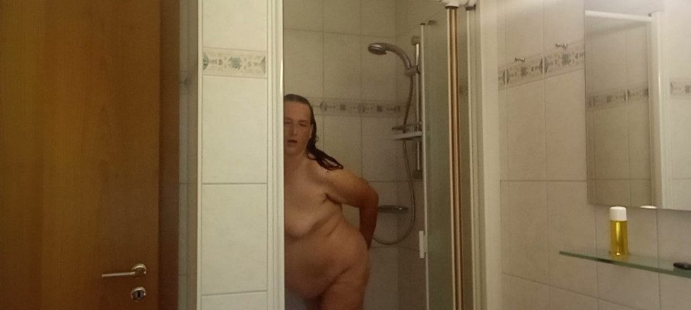 SchwarzeGraefin: Mature Woman with Small Breasts &amp; a Thick Ass in the...
