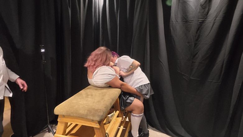 The Izars: La pausa di cioccolato