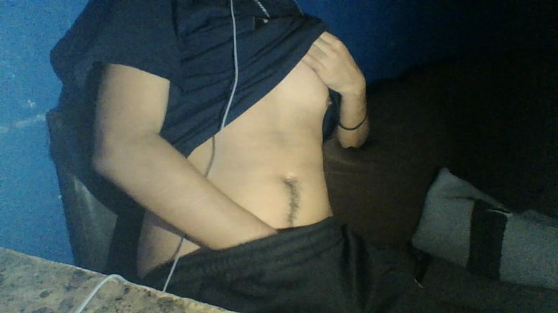 AlexAlejandro13: Saya mendapat payudara kecil yang bagus