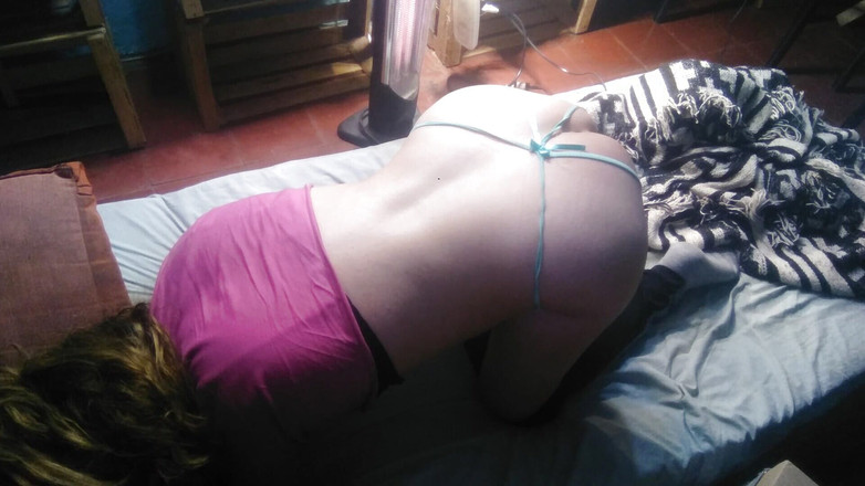 Fitcure1: Moje přítelkyně si oblékla zelené tanga a já do ní...