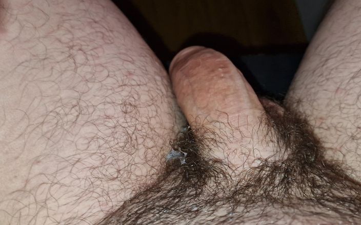 FM Records: J’ai masturbé ma grosse bite jusqu’à l’orgasme