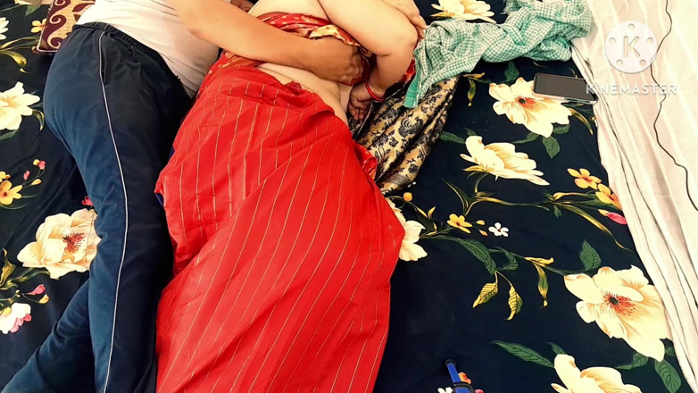 Salmaan001: Pau grande na bunda de Bhabhi em hindi