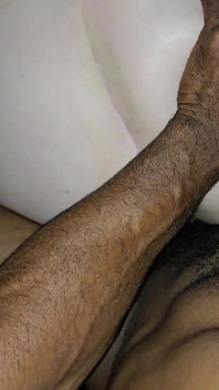 Büyük zenci yarağı ustasıyla seksi pawg domaltmalı ıslak amcık sert yarağa boşalıyor
