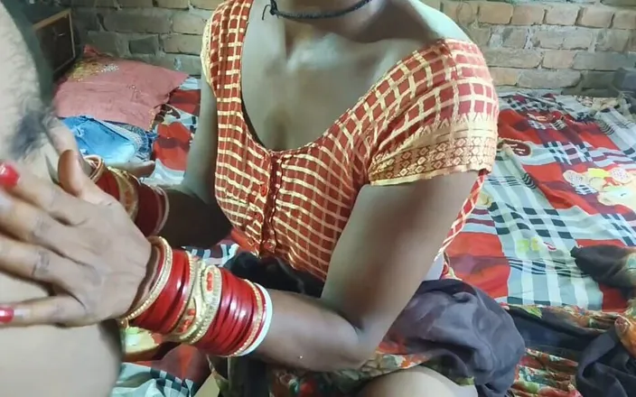 Sumang studio: I dropped the cum in Suman Bhabhi's pussy after putting...