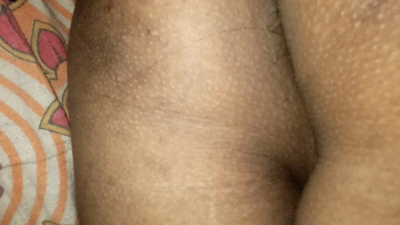 Raja puja: Mama vitregă se fute. A fost surprinsă și scuturată