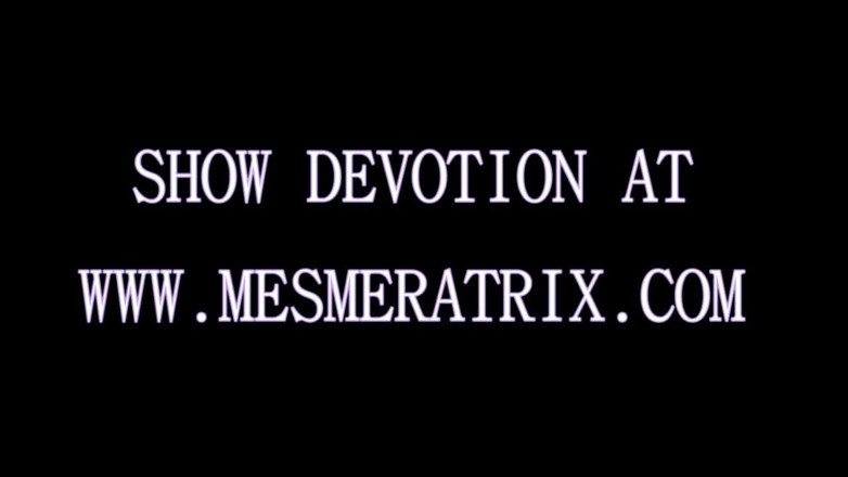 Lady Mesmeratrix Official: Esclave en bikini...