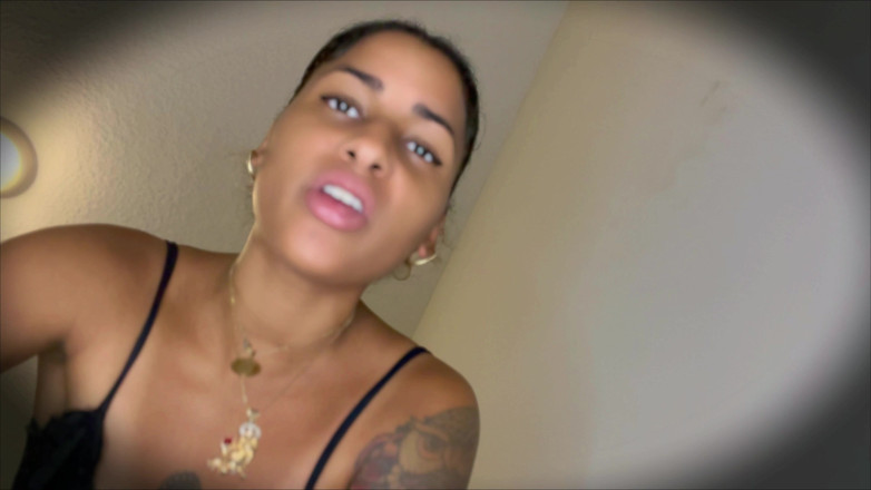 Mya Mula Goddess: Chrzest pluć