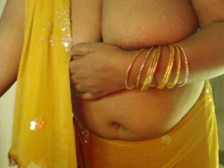 HotGirl21: Girl Open Bra Hot Sexy Boobs Press Show.