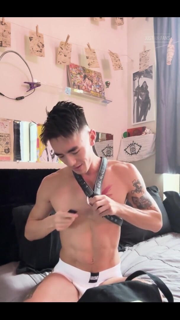 Cody Seiya: 在你不在的时候必须找到一些东西来填补空白