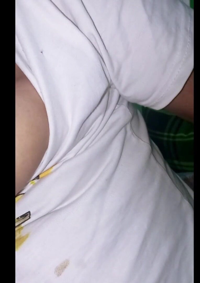 Angel Surovi Lata: Deshi village bhabhi ko video di sesso godersi il tempo...