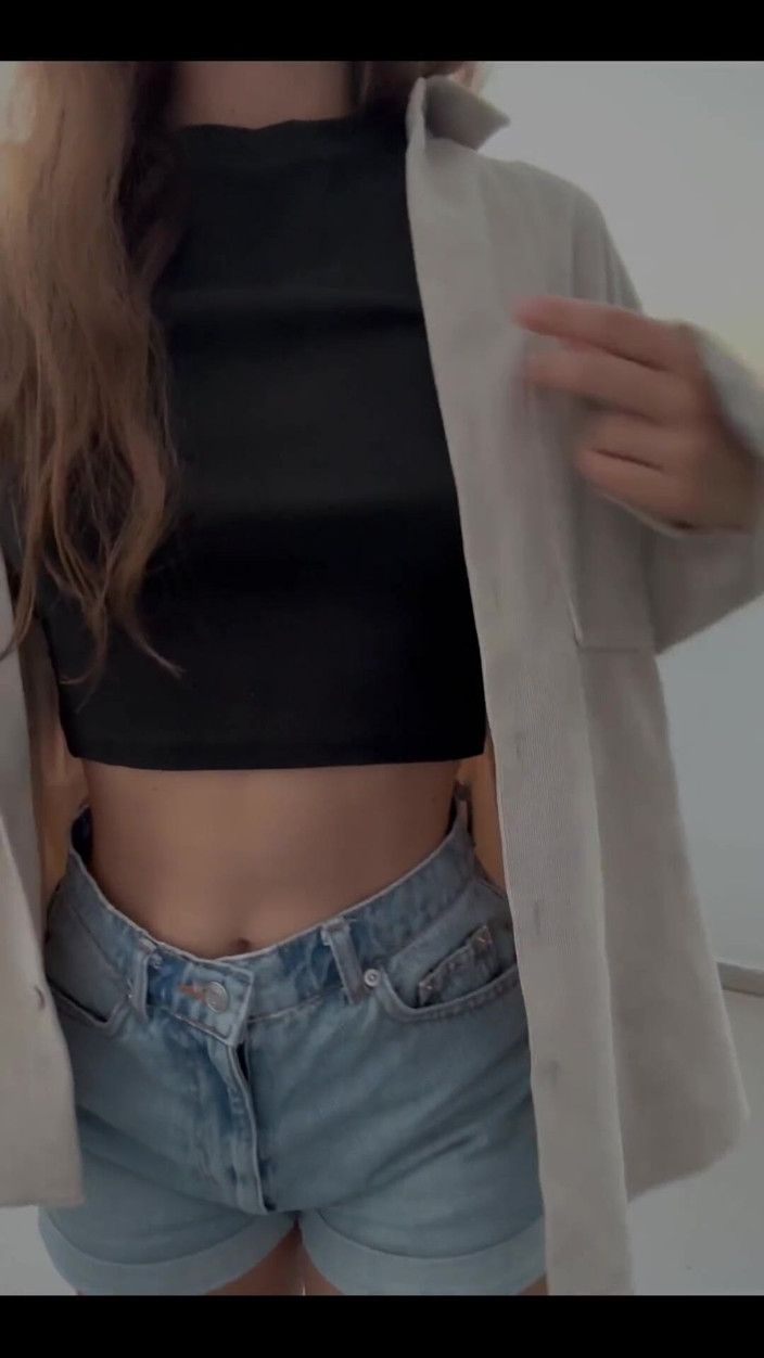 Amateurtwo: Striptease navideño con cuerpo caliente