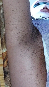 La mora sexy prova i collant