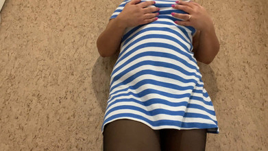 Lux Eva: Fetish pantyhose lutsinar tanpa seluar dalam