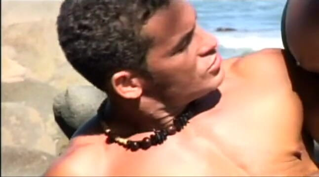 Bad Boyz: Эти два идеальных мужика наслаждаются аналом на пляже