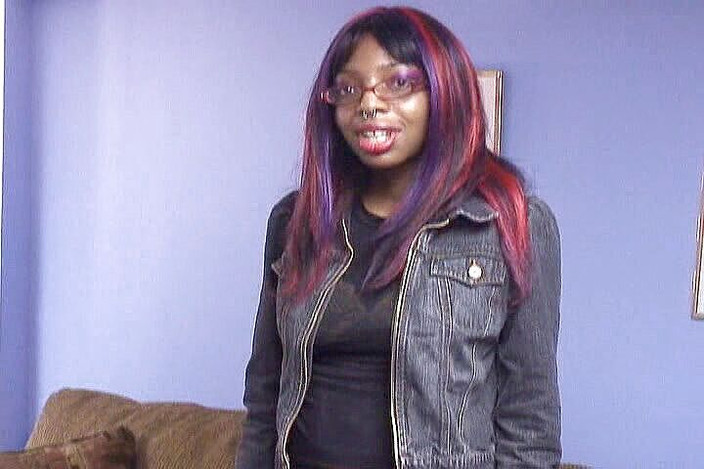 Radical Interracial: La timida teen nera amatoriale al casting