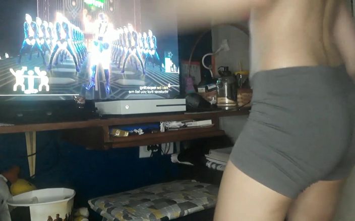 Little Ant2: Perfektes streber-mädchen auf just dance
