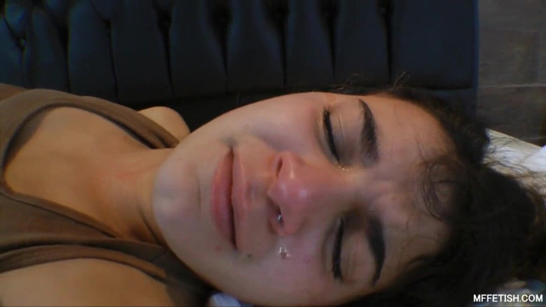 Sapphic Latinas: Cristiane, reine impitoyable qui détruit le visage