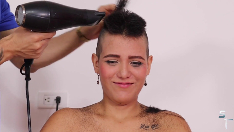 Shave Flix: Karla