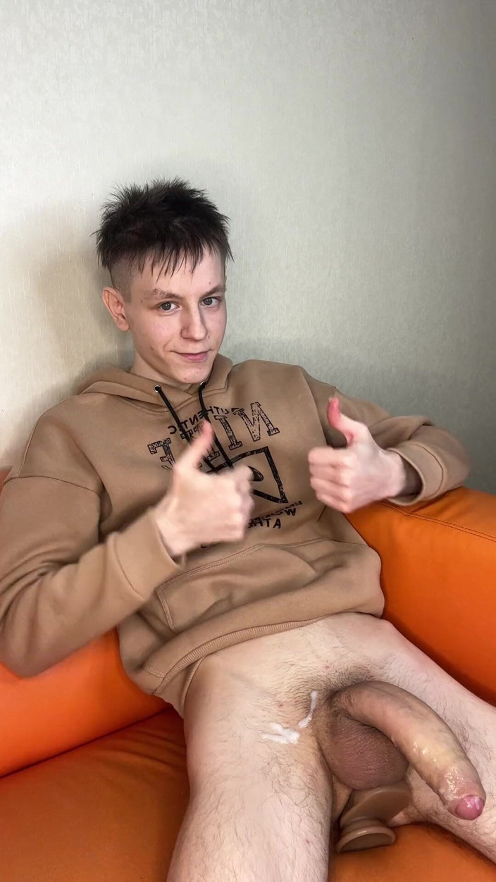 Morflot24: Godaan pejantan muda yang penuh sperma