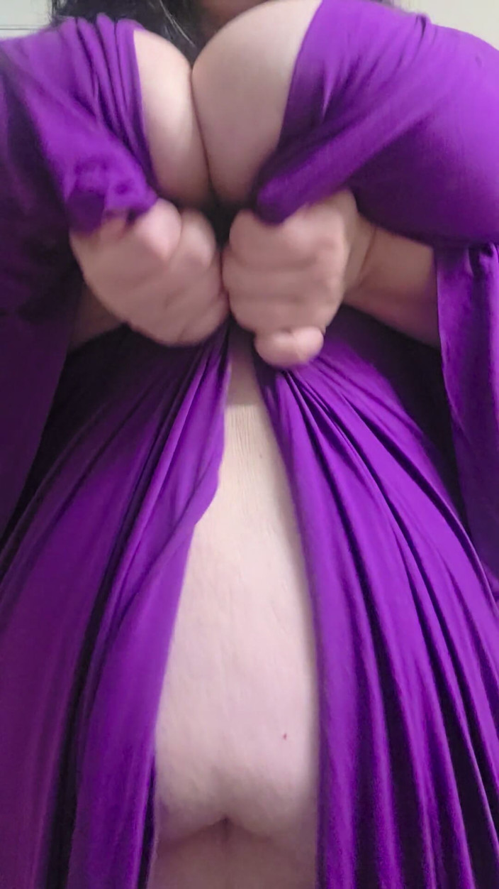 BBW Phoenix: Tetona milf hace striptease